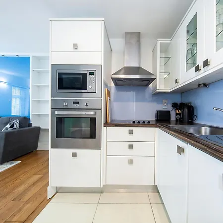 1-bed + Sofa Bed | 4 | Excellent Location * Dublino